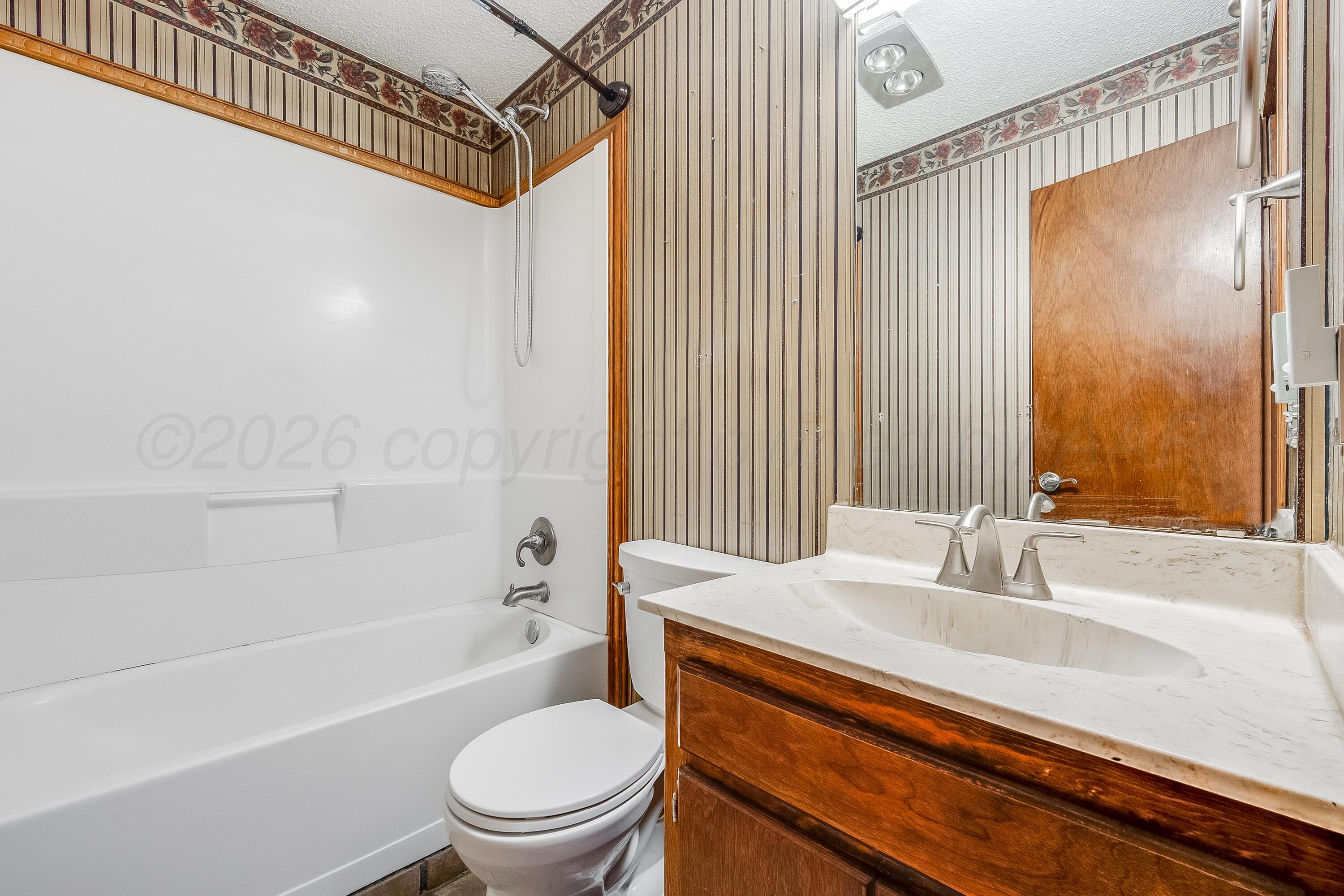 68 Hunsley Road Canyon, TX 79015 - Photo 17 of 22 Bathroom 2