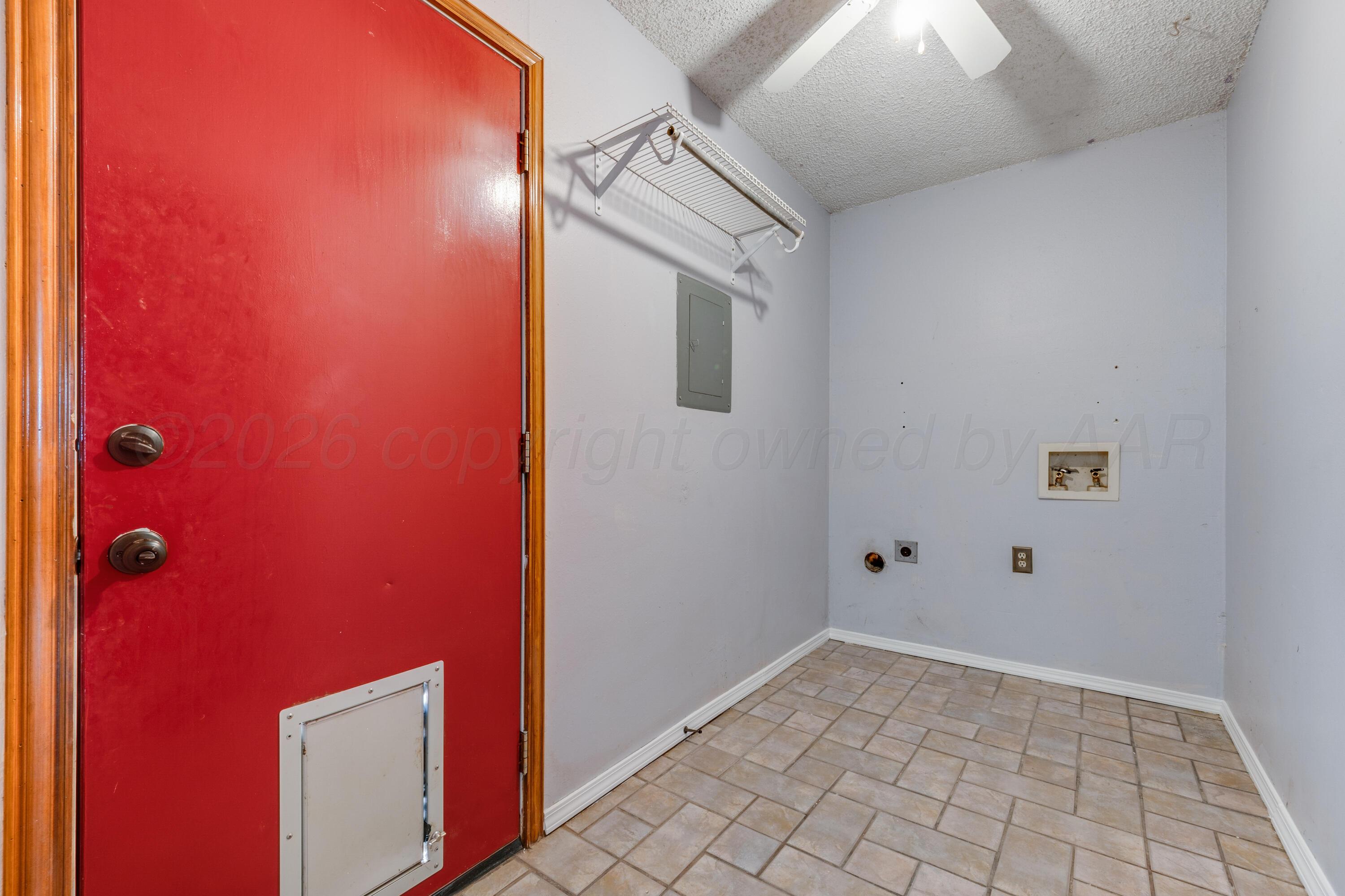 68 Hunsley Road Canyon, TX 79015 - Photo 18 of 22 Utility Room