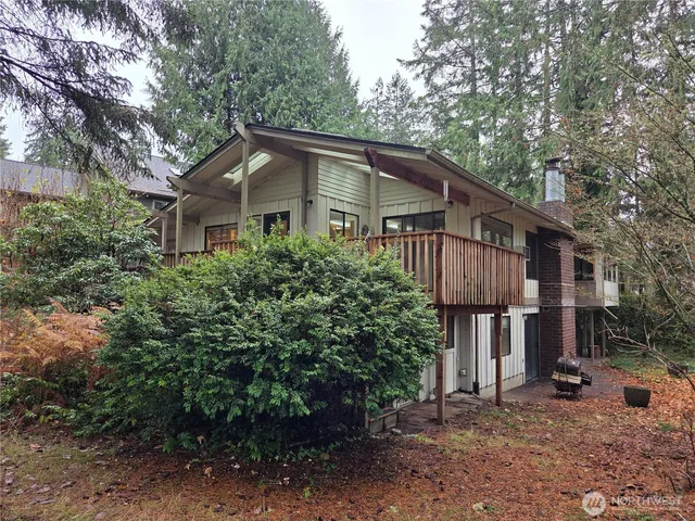 $520,000 | 31 East Village View Drive, Allyn, WA 98524