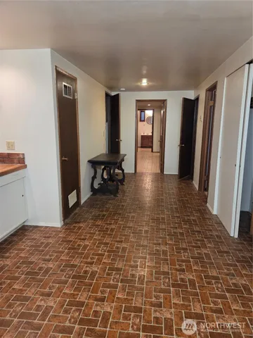 $540,000 | 31 East Village View Drive, Allyn, WA 98524