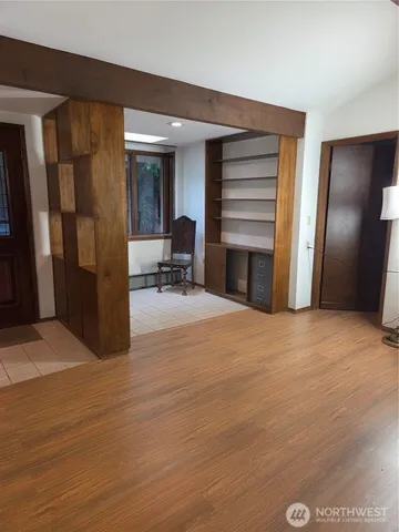 a view of a livingroom with a furniture