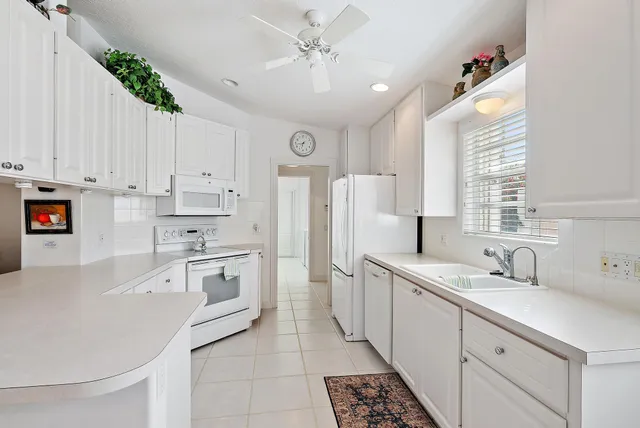 $420,000 | 3546 Southeast Glacier Terrace, Hobe Sound, FL 33455