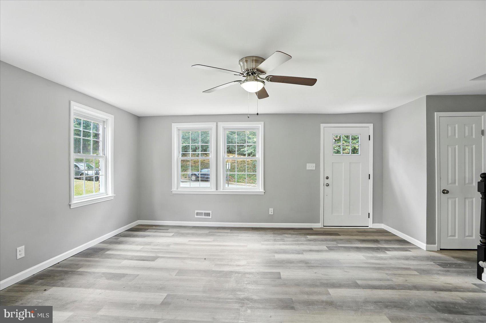 6147 Northdale Road Baltimore, MD 21228 - Photo 12 of 39 Gallery Image 12
