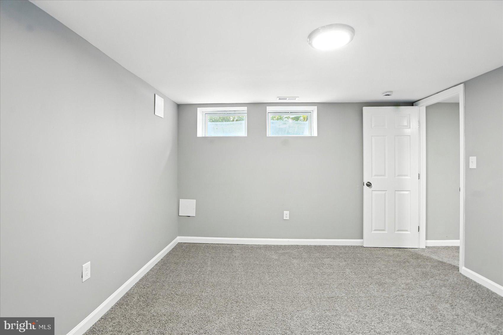 6147 Northdale Road Baltimore, MD 21228 - Photo 20 of 39 Gallery Image 20