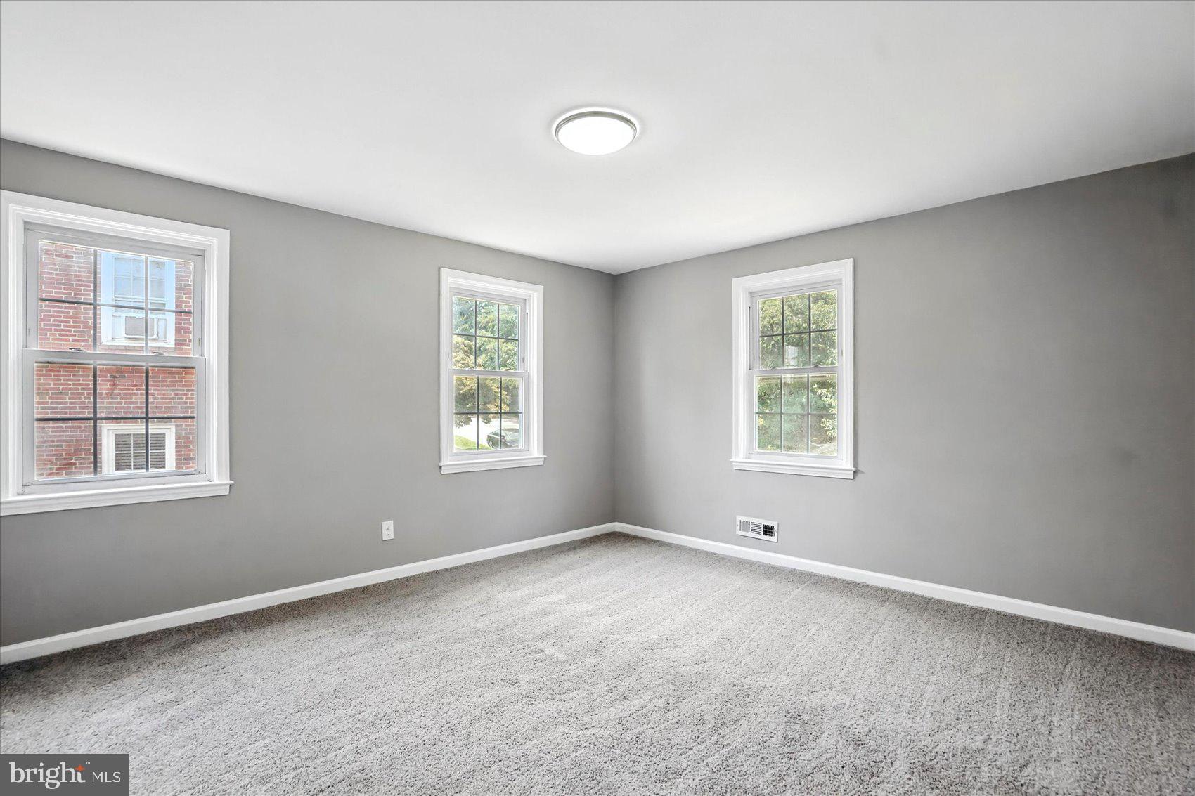 6147 Northdale Road Baltimore, MD 21228 - Photo 29 of 39 Gallery Image 29