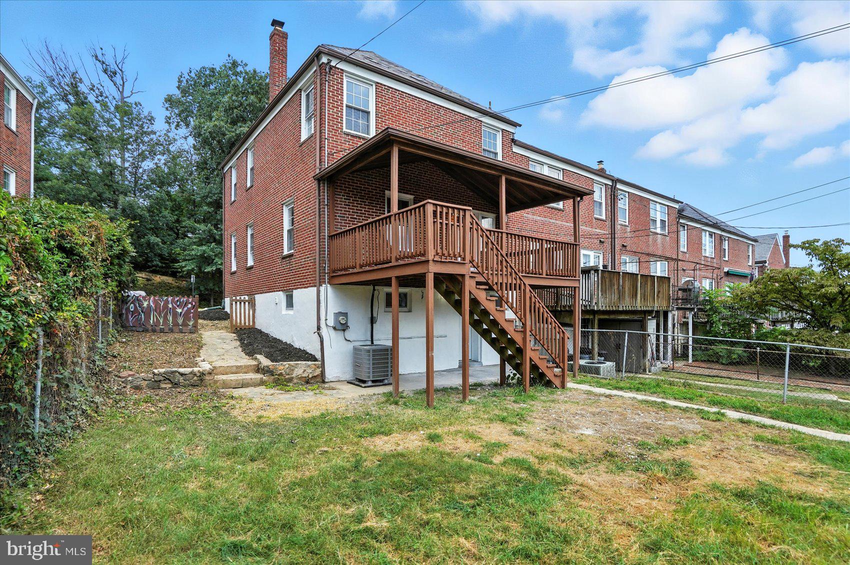 6147 Northdale Road Baltimore, MD 21228 - Photo 3 of 39 Gallery Image 3