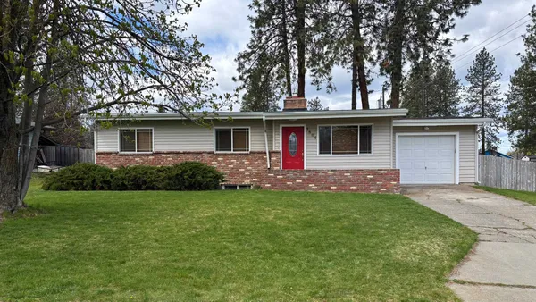 $380,000 | 1604 South Woodlawn Road, Spokane Valley, WA 99216
