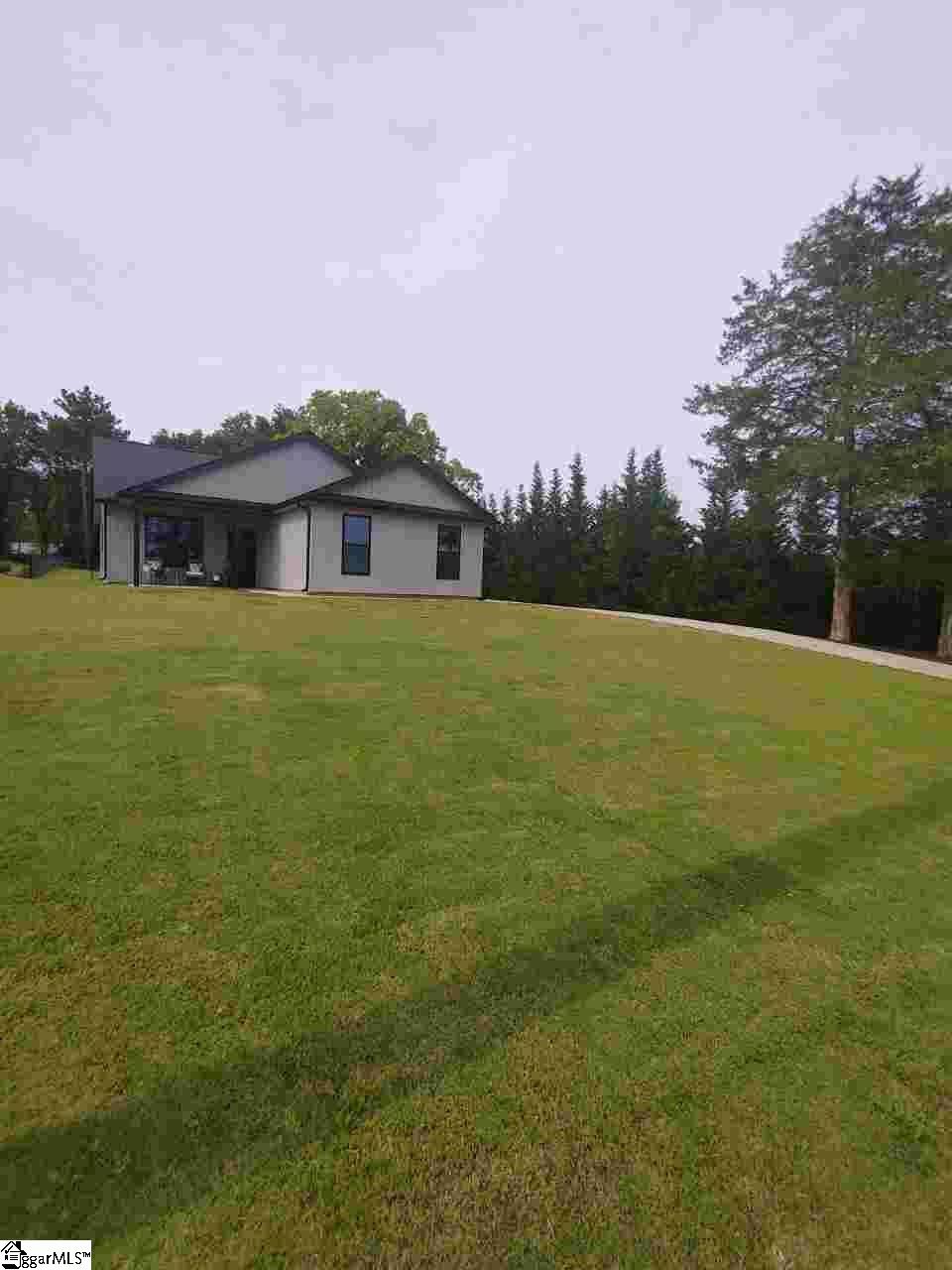 22 Waldrop Road Taylors, SC 29687 - Photo 3 of 34