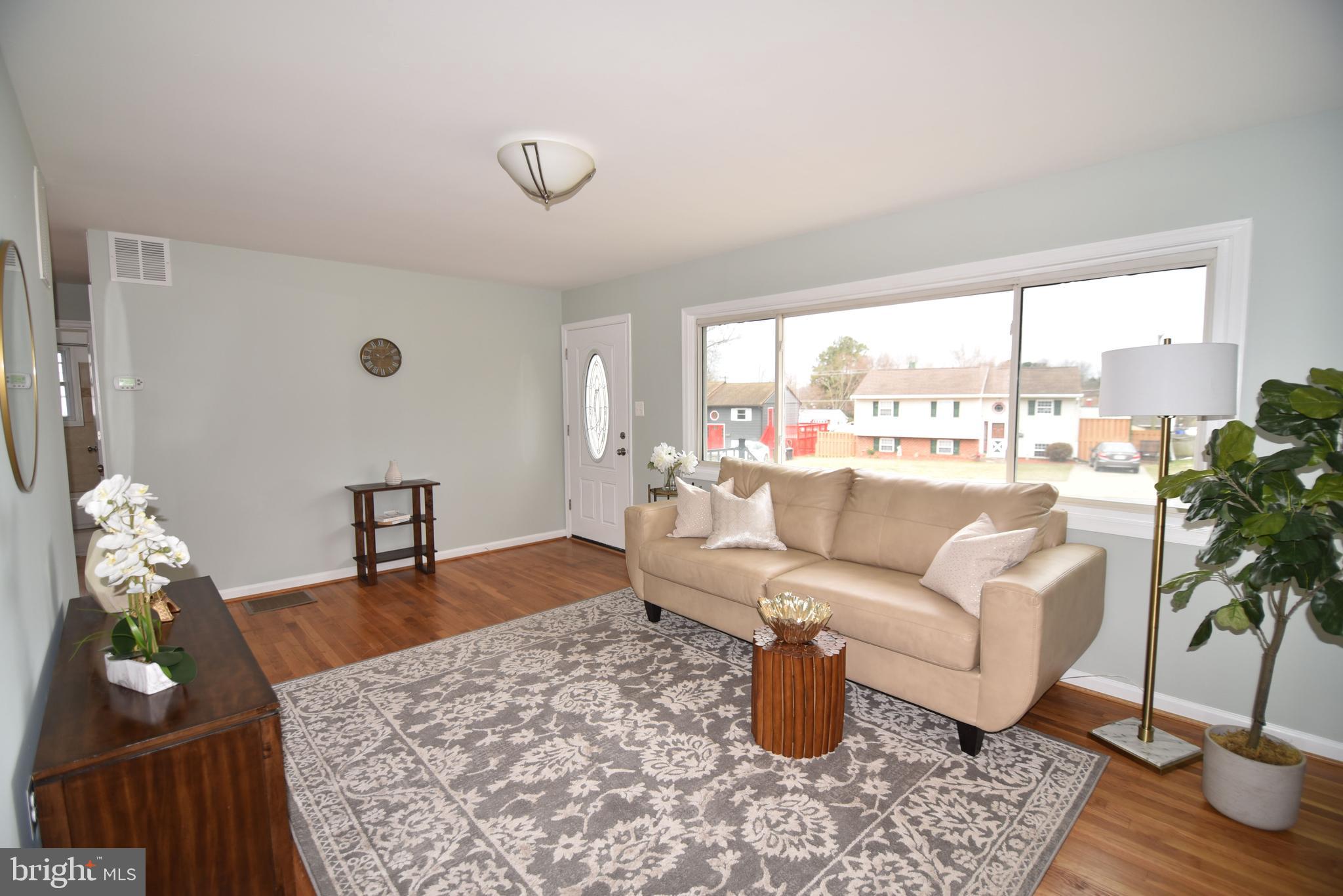 321 Leyton Road Reisterstown, MD 21136 - Photo 3 of 25