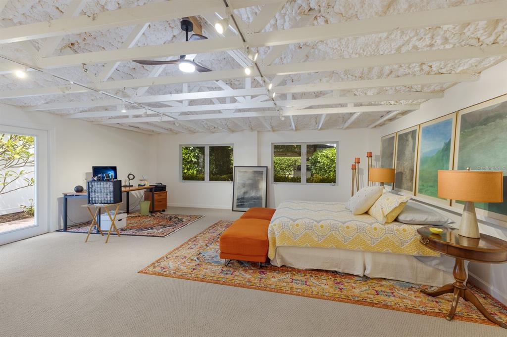 1922 Field Road Sarasota, FL 34231 - Photo 31 of 42 Gallery Image 31