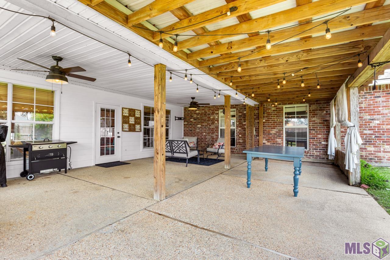 40201 Parker Road Prairieville, LA 70769 - Photo 8 of 25 Great for BBQs & Crawfish Boils!