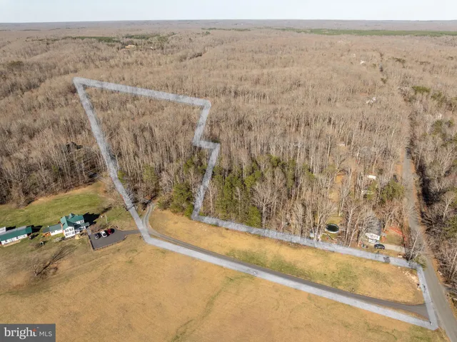 $259,000 | 4 Dillard Road, Fredericksburg, VA 22407