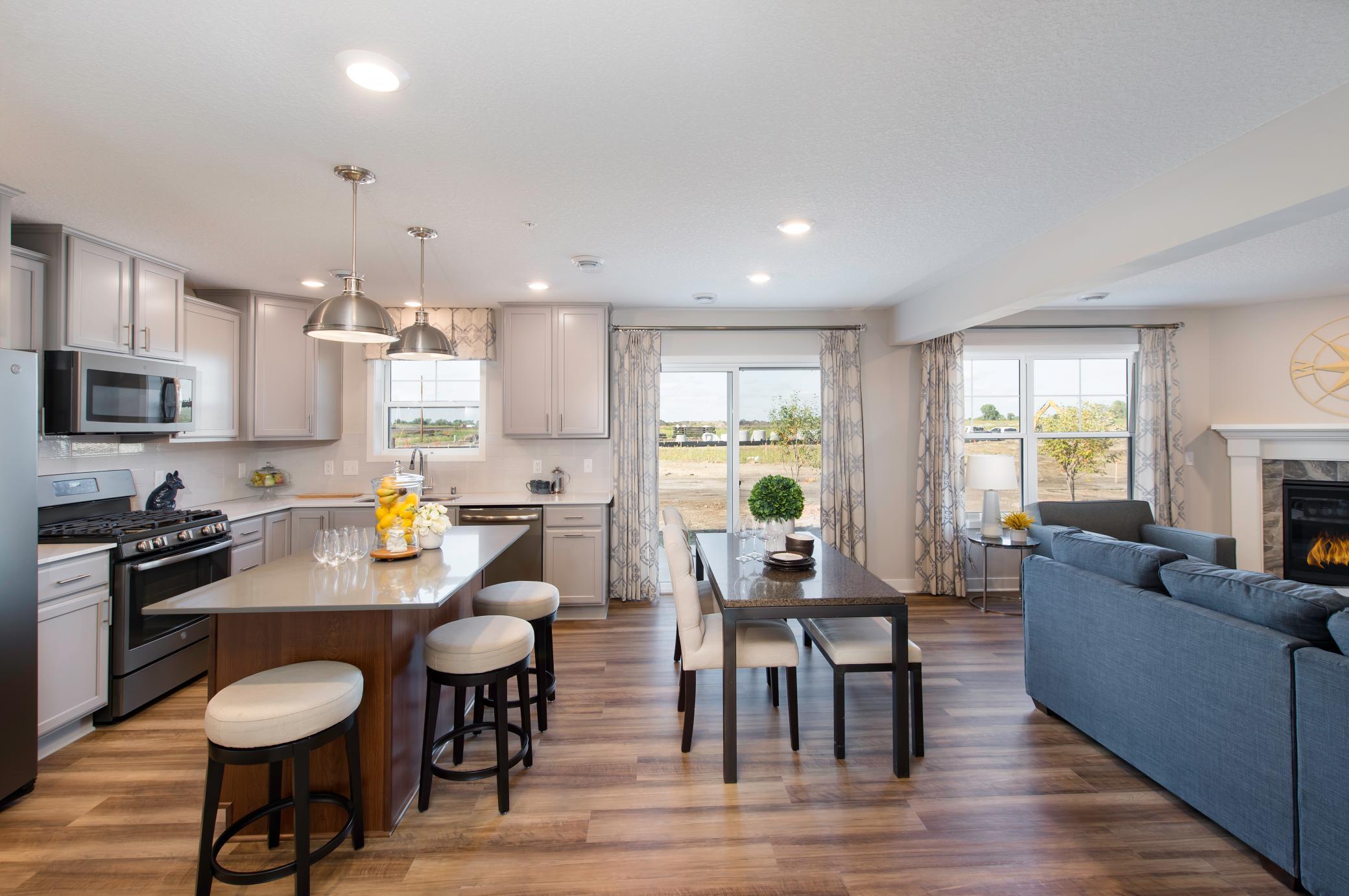 2107 Ada Drive Hugo, MN 55038 - Photo 2 of 23