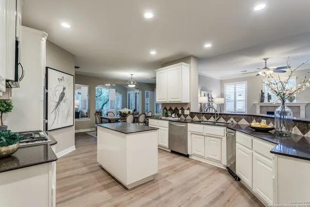 $599,900 | 410 Flintlock, San Antonio, TX 78260