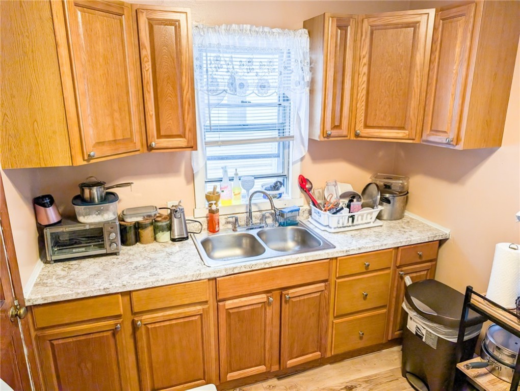 116 Miller Avenue Providence, RI 02905 - Photo 10 of 23