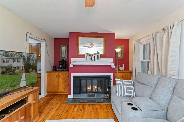 $320,000 | 2 Greenfield Extension, Unit G8, Essex, VT 05452