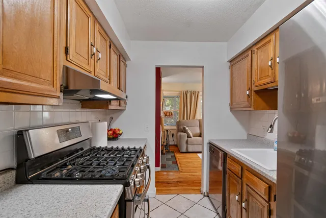 $320,000 | 2 Greenfield Extension, Unit G8, Essex, VT 05452