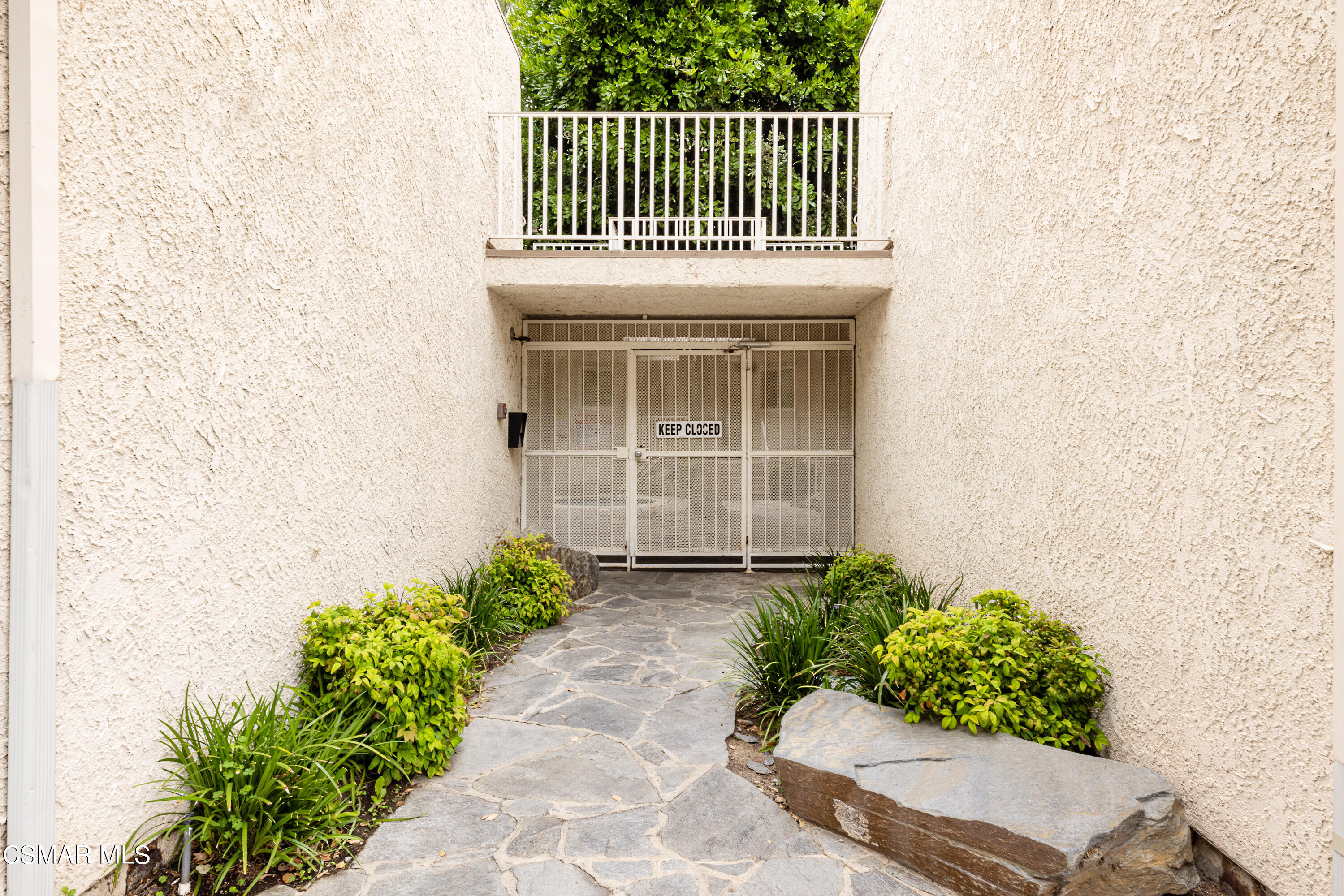 3330 Darby Street, Unit 409 Simi Valley, CA 93063 - Photo 4 of 27 a front view of a house