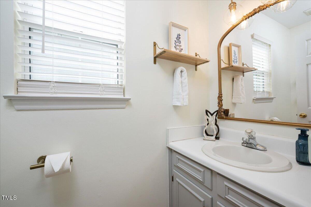 4520 Timberhurst Drive Raleigh, NC 27612 - Photo 16 of 28 16-46
