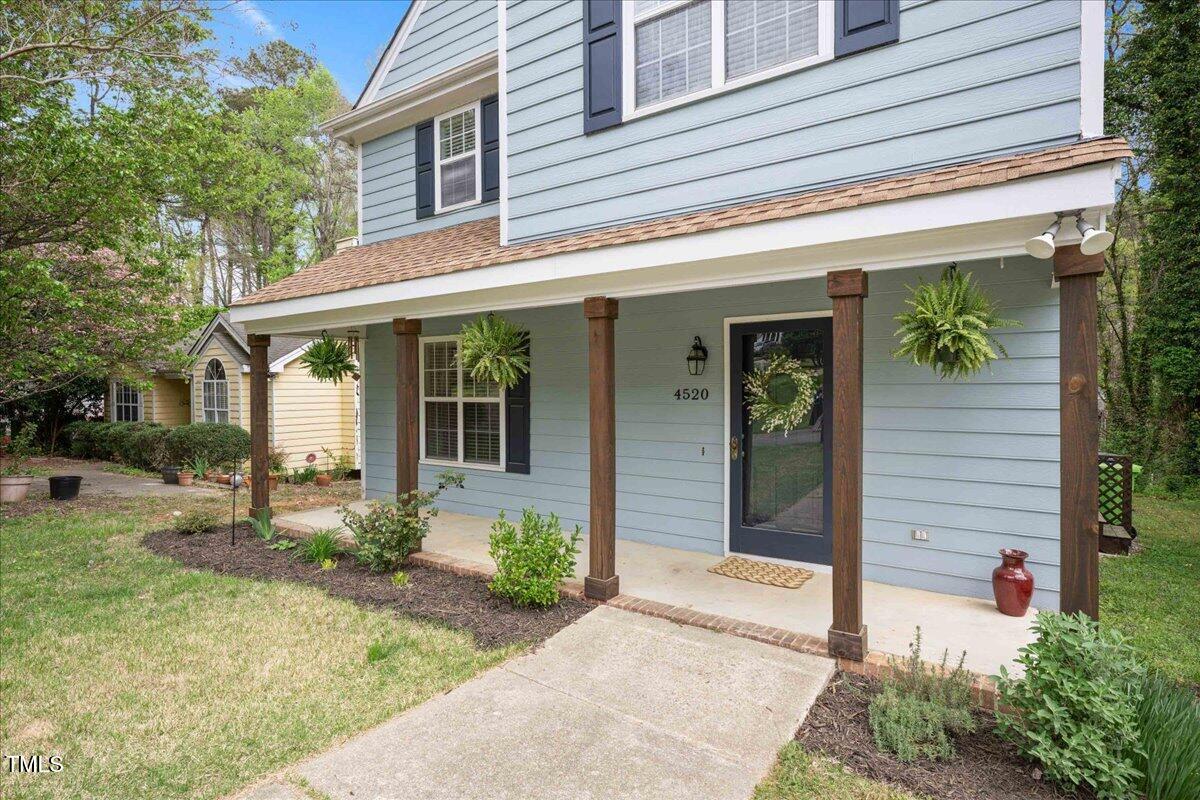4520 Timberhurst Drive Raleigh, NC 27612 - Photo 4 of 28 04-63