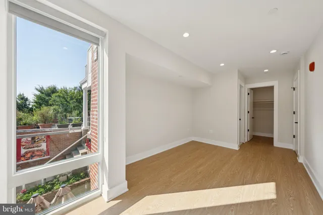 $4,200 | 2134 Wisconsin Avenue Northwest, Unit 3, Washington, DC 20007