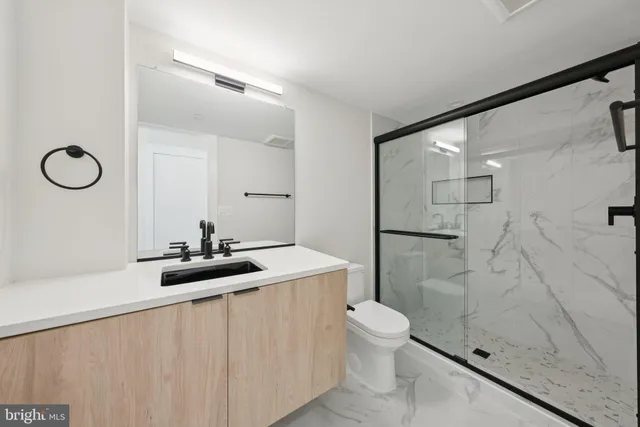 $4,200 | 2134 Wisconsin Avenue Northwest, Unit 3, Washington, DC 20007