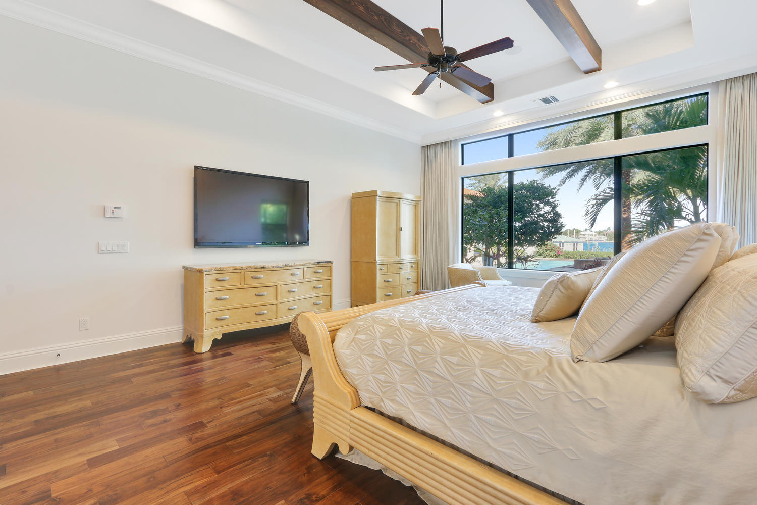 5373 Pennock Point Road Jupiter, FL 33458 - Photo 16 of 44 Master Bedroom