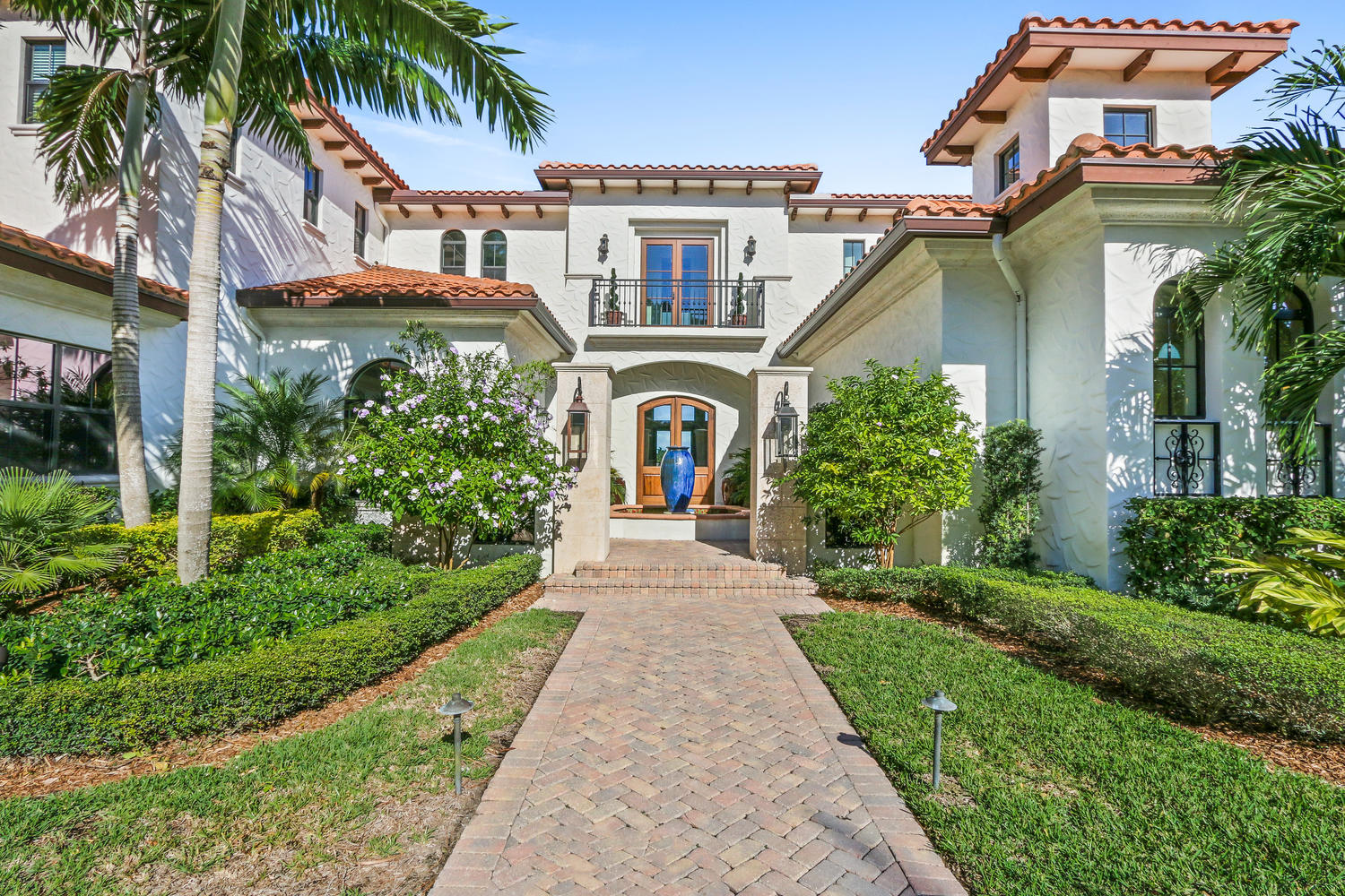 5373 Pennock Point Road Jupiter, FL 33458 - Photo 4 of 44 Exterior Front