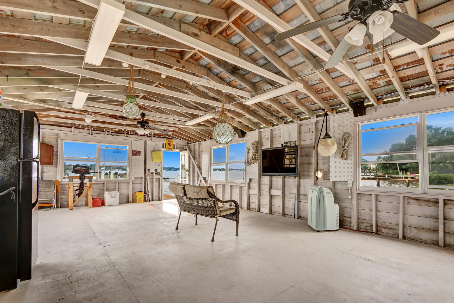 5373 Pennock Point Road Jupiter, FL 33458 - Photo 35 of 44 Boat House