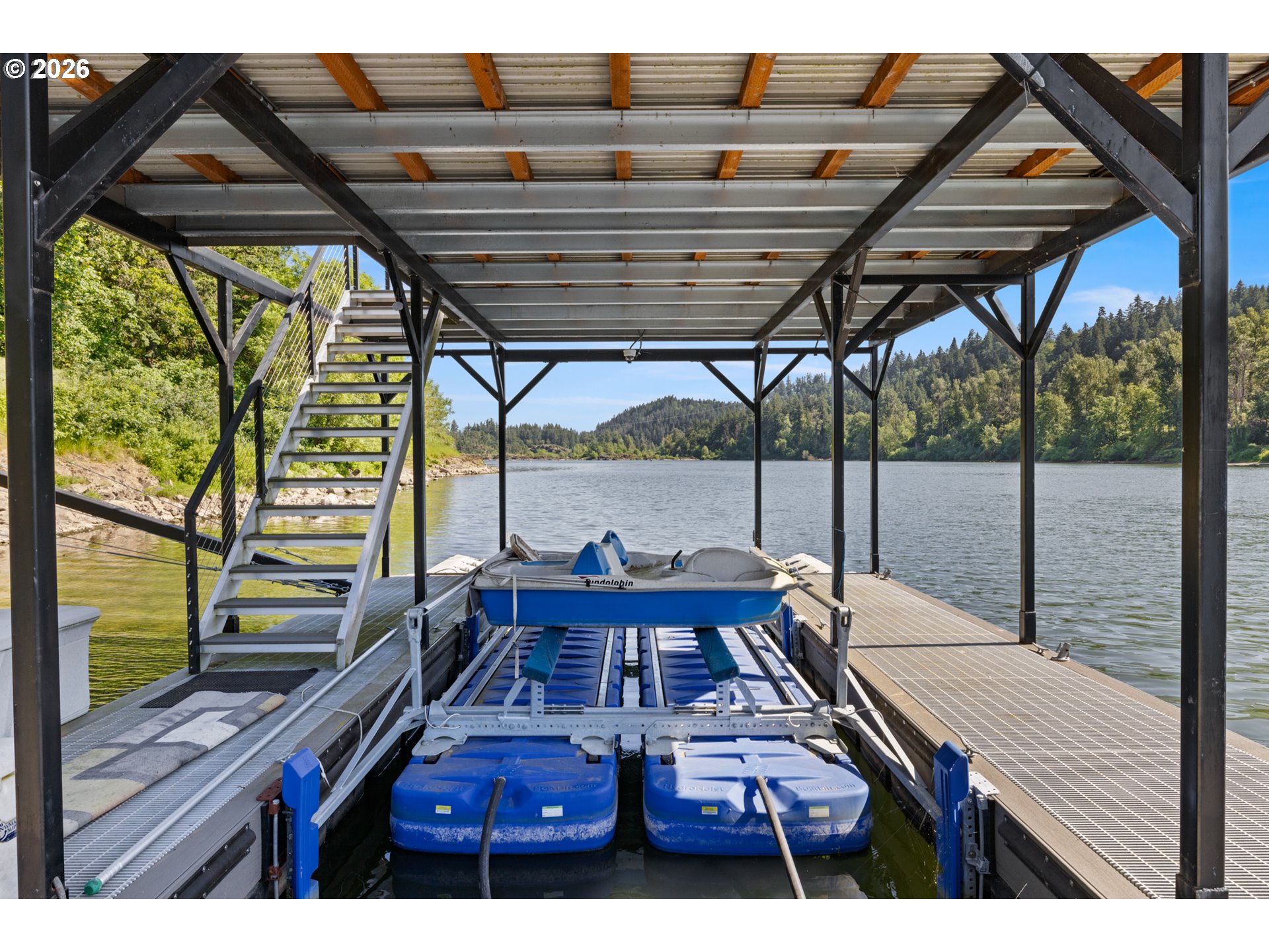 268 Southwest Forest Cove Road West Linn, OR 97068 - Photo 41 of 48