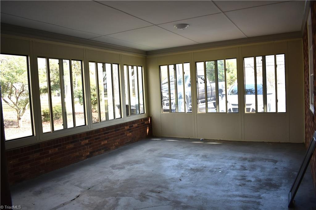 5285 East Holly Grove Road Thomasville, NC 27360 - Photo 30 of 33