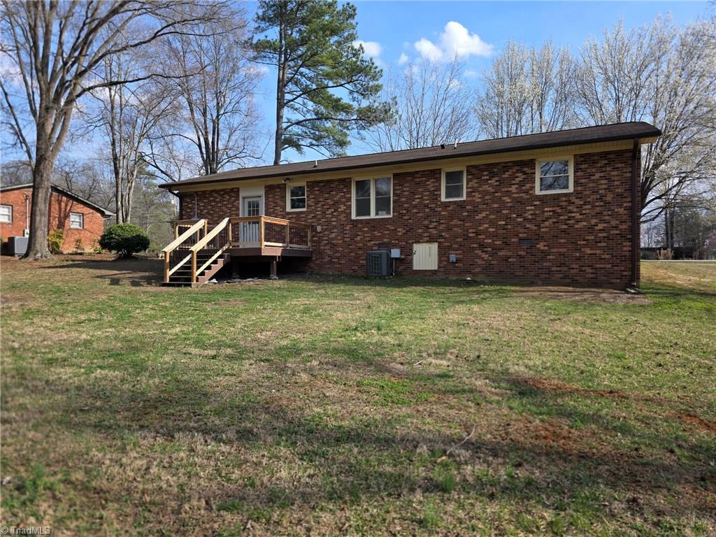 5285 East Holly Grove Road Thomasville, NC 27360 - Photo 9 of 33