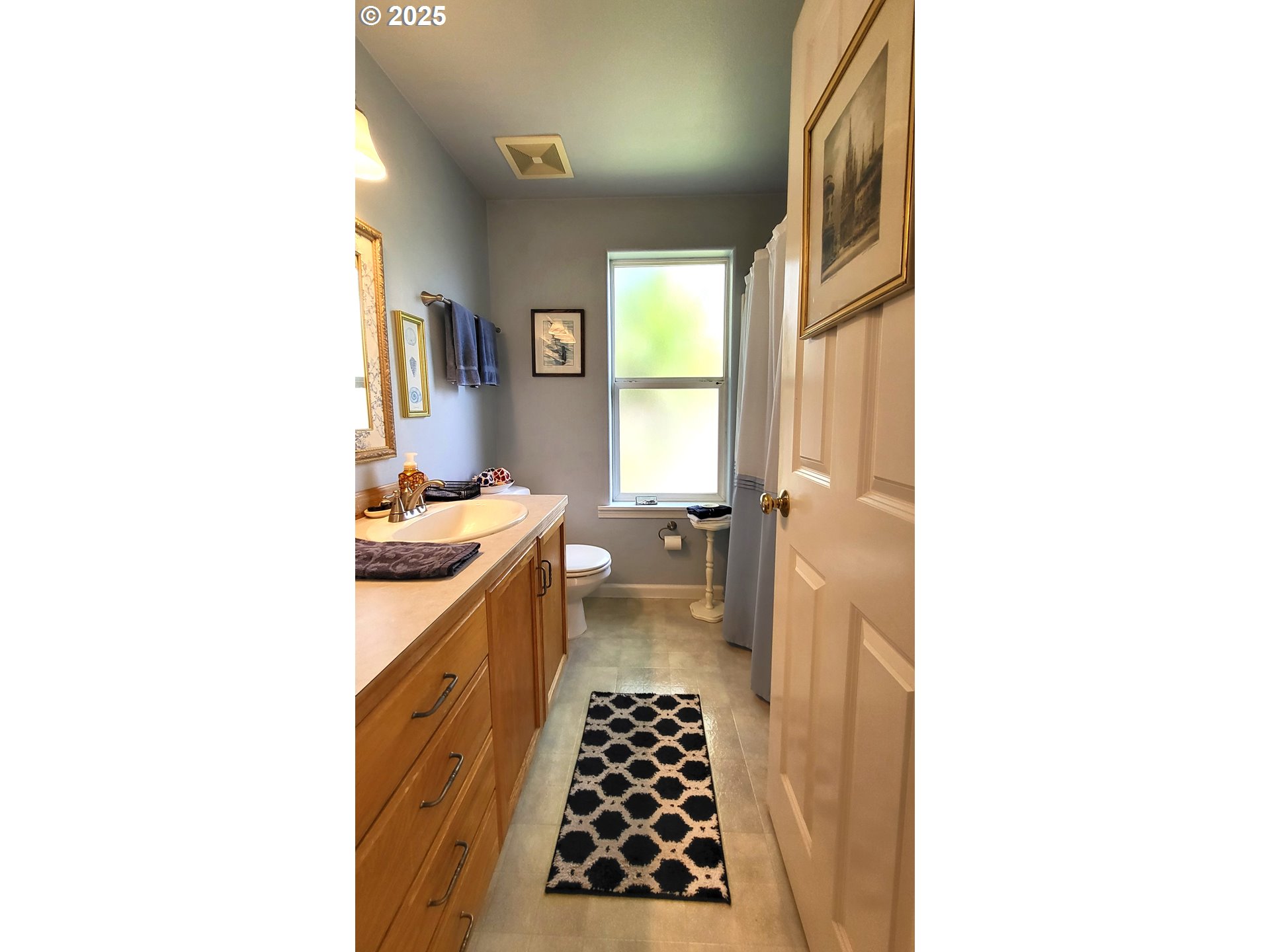 4646 Spring Meadow Avenue Eugene, OR 97404 - Photo 13 of 31 Gallery Image 13