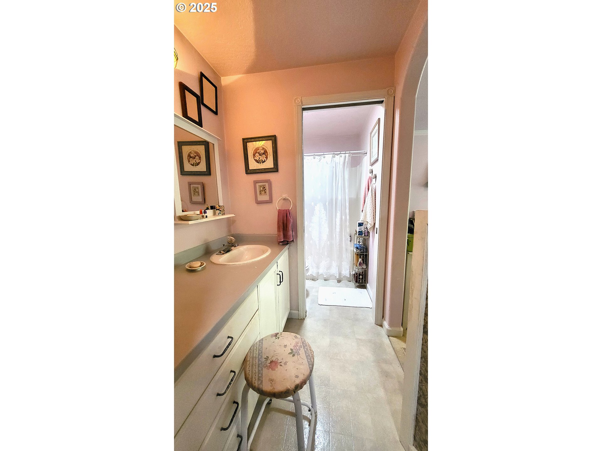 4646 Spring Meadow Avenue Eugene, OR 97404 - Photo 24 of 31 Gallery Image 24