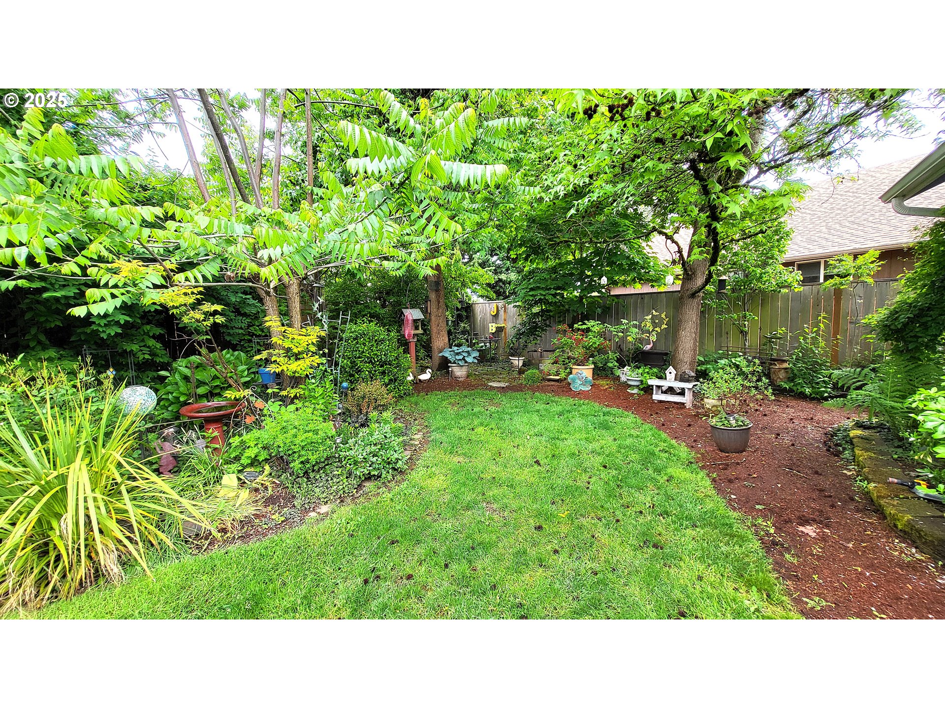 4646 Spring Meadow Avenue Eugene, OR 97404 - Photo 28 of 31 Gallery Image 28