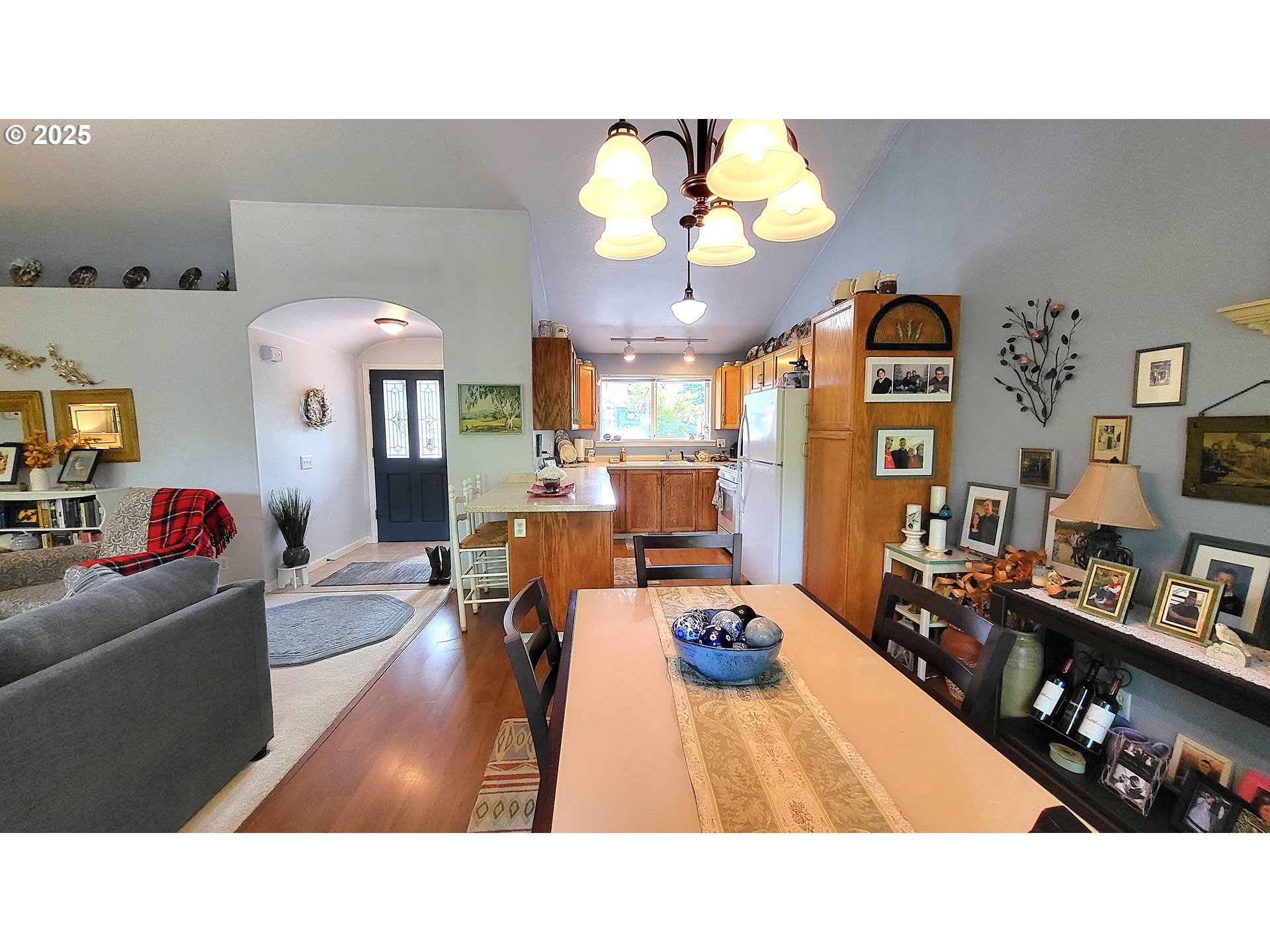 4646 Spring Meadow Avenue Eugene, OR 97404 - Photo 9 of 31 Gallery Image 9