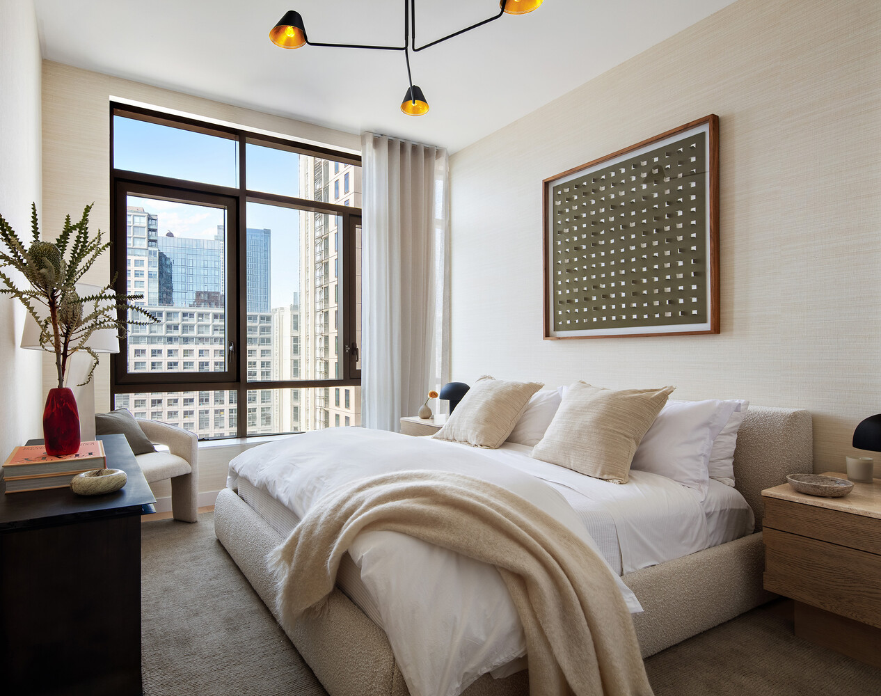 480 Kent Avenue, Unit 18B Brooklyn, NY 11249 - Photo 5 of 32 a bedroom with a large bed and a large window