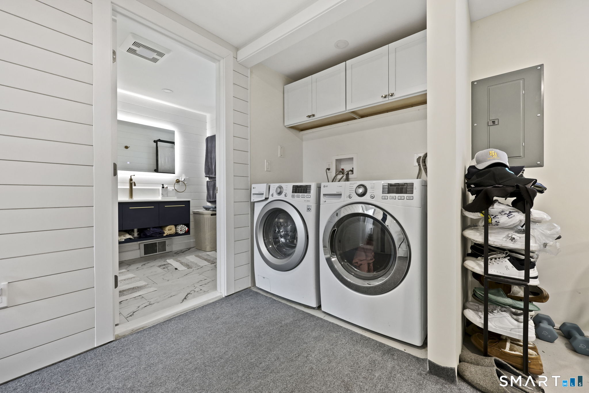 36 North Street Trumbull, CT 06611 - Photo 19 of 23 a utility room with closet dryer and washer