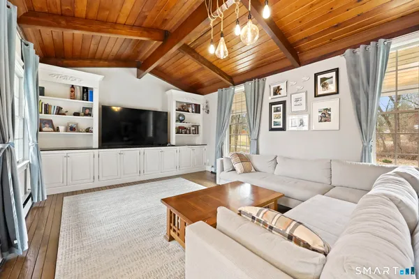 $665,000 | 36 North Street, Trumbull, CT 06611