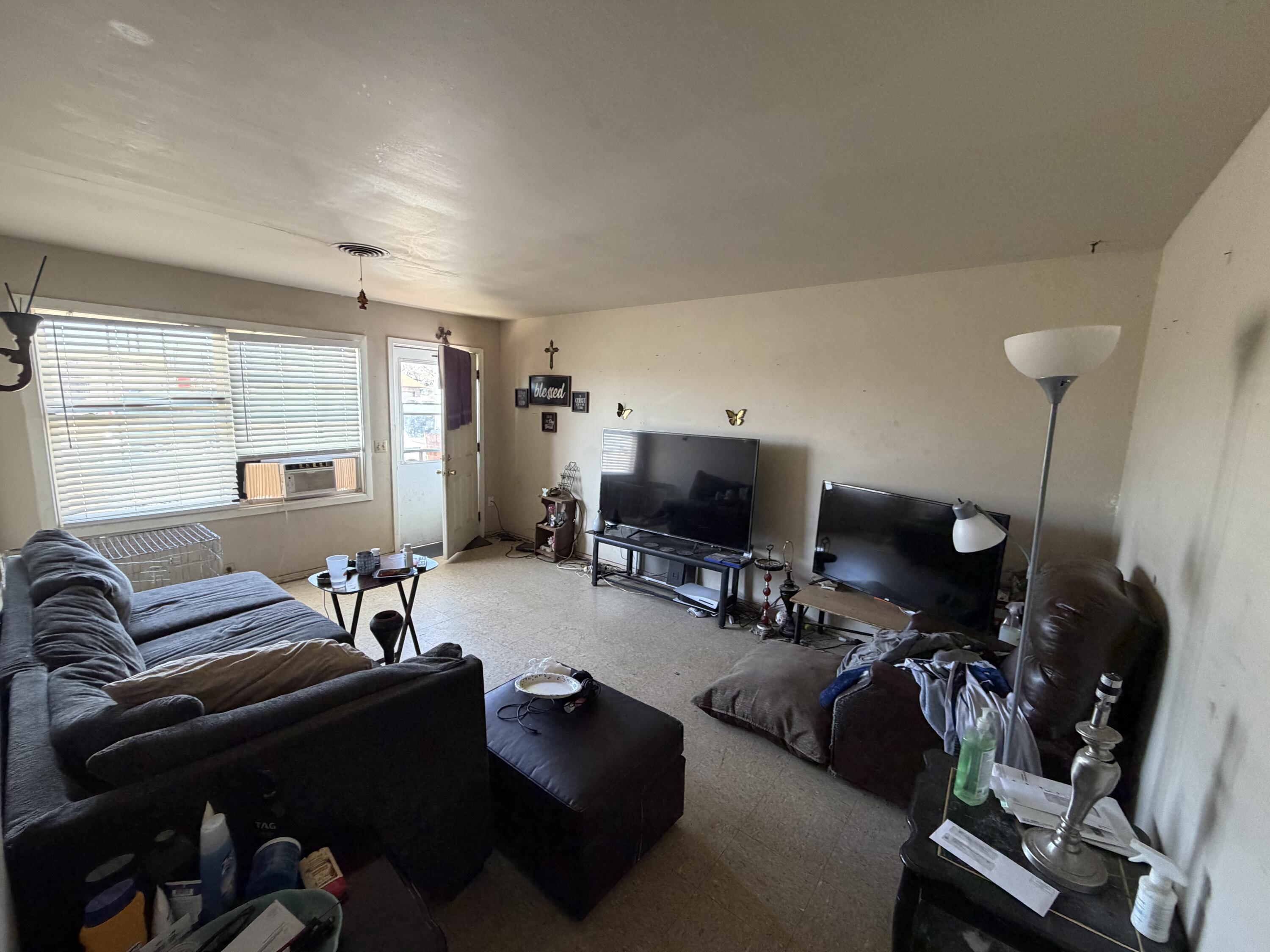 219 Redbud Avenue Lubbock, TX 79403 - Photo 2 of 5 IMG_1274