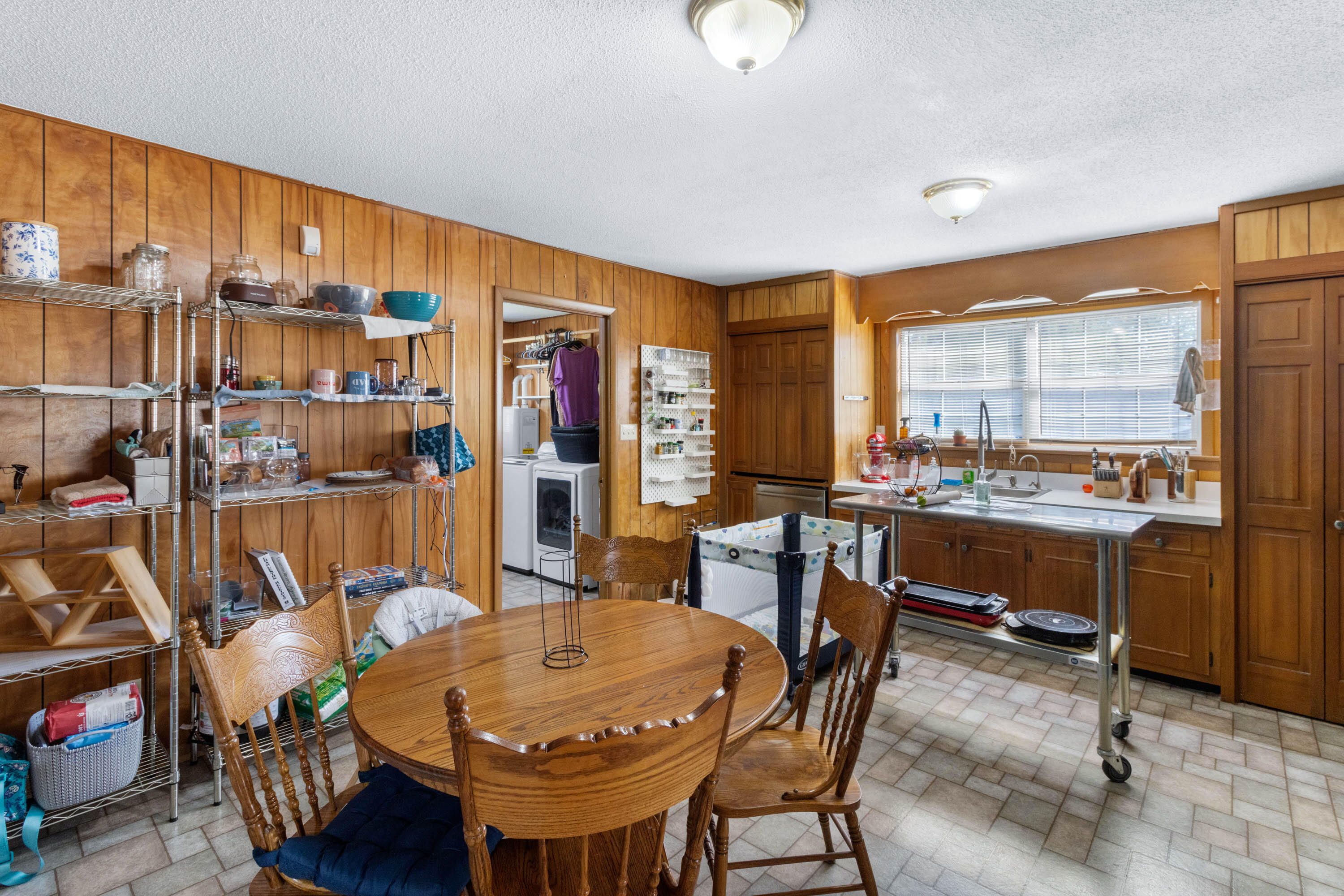 818 Lower Mill Road Hixson, TN 37343 - Photo 7 of 24 818 Lower Mill Rd-5