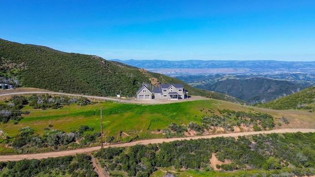 a bath tub sitting in a bathroom
