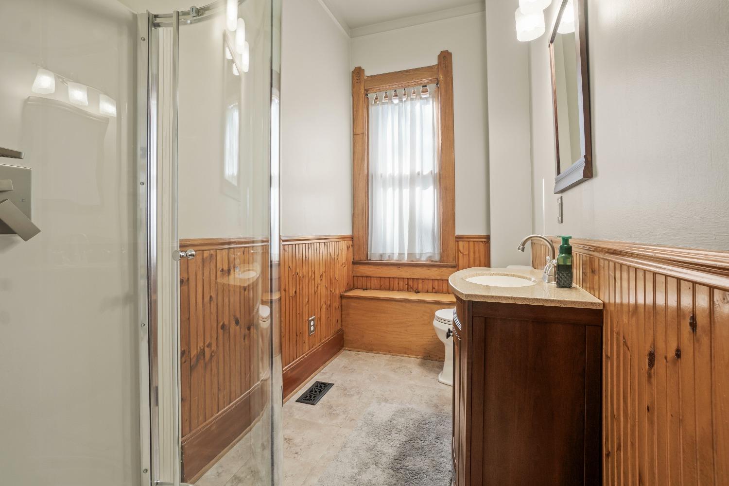 228 North Front Street Rensselaer, IN 47978 - Photo 13 of 37 1500x1000