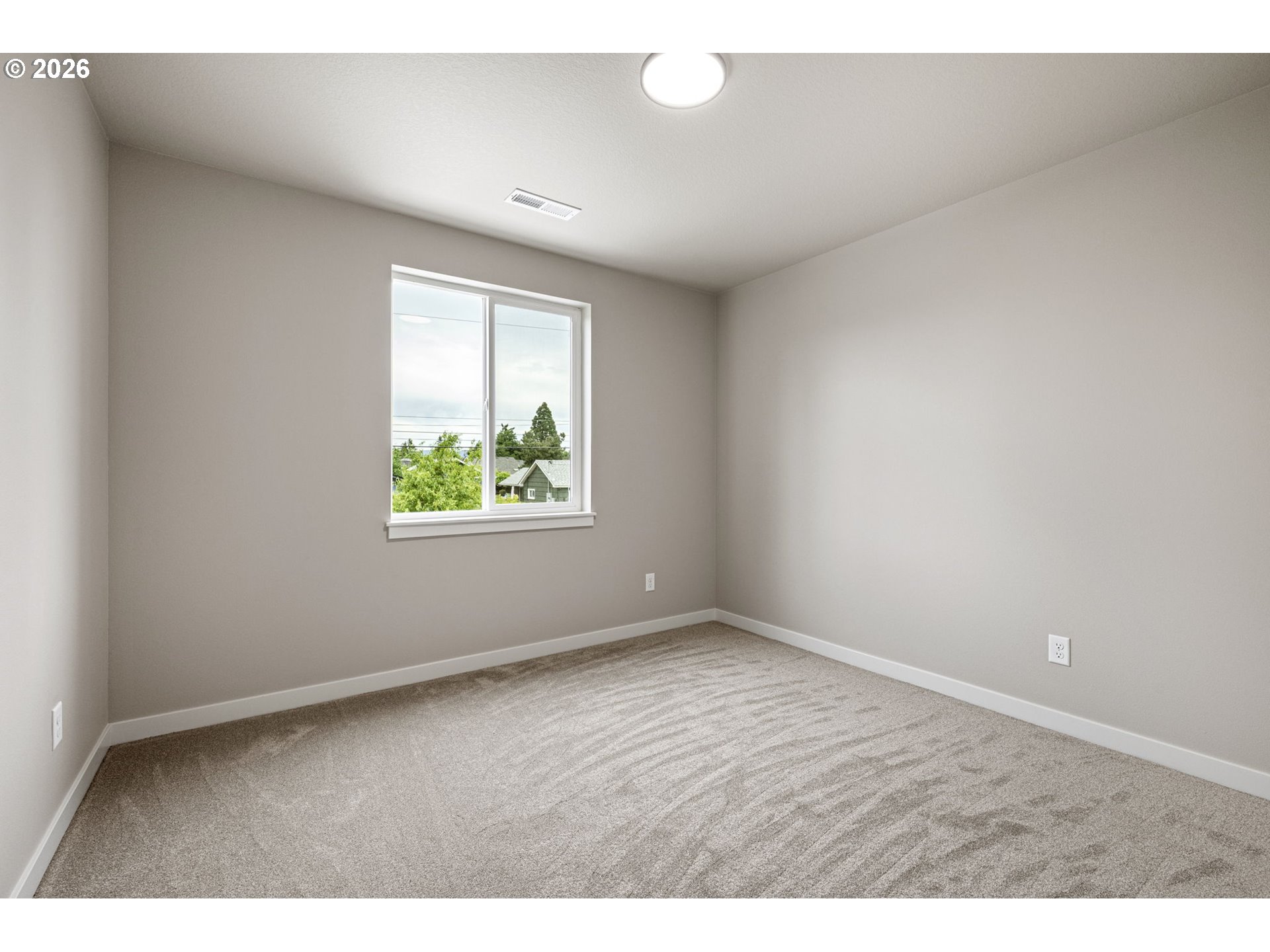 1946 7th Street Springfield, OR 97477 - Photo 37 of 48