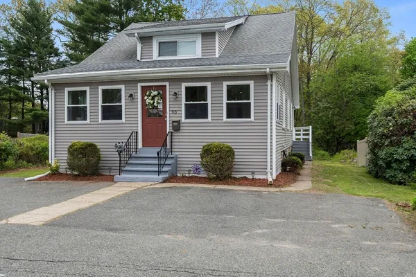 $645,900 | 93 Cross Street, Randolph, MA 02368