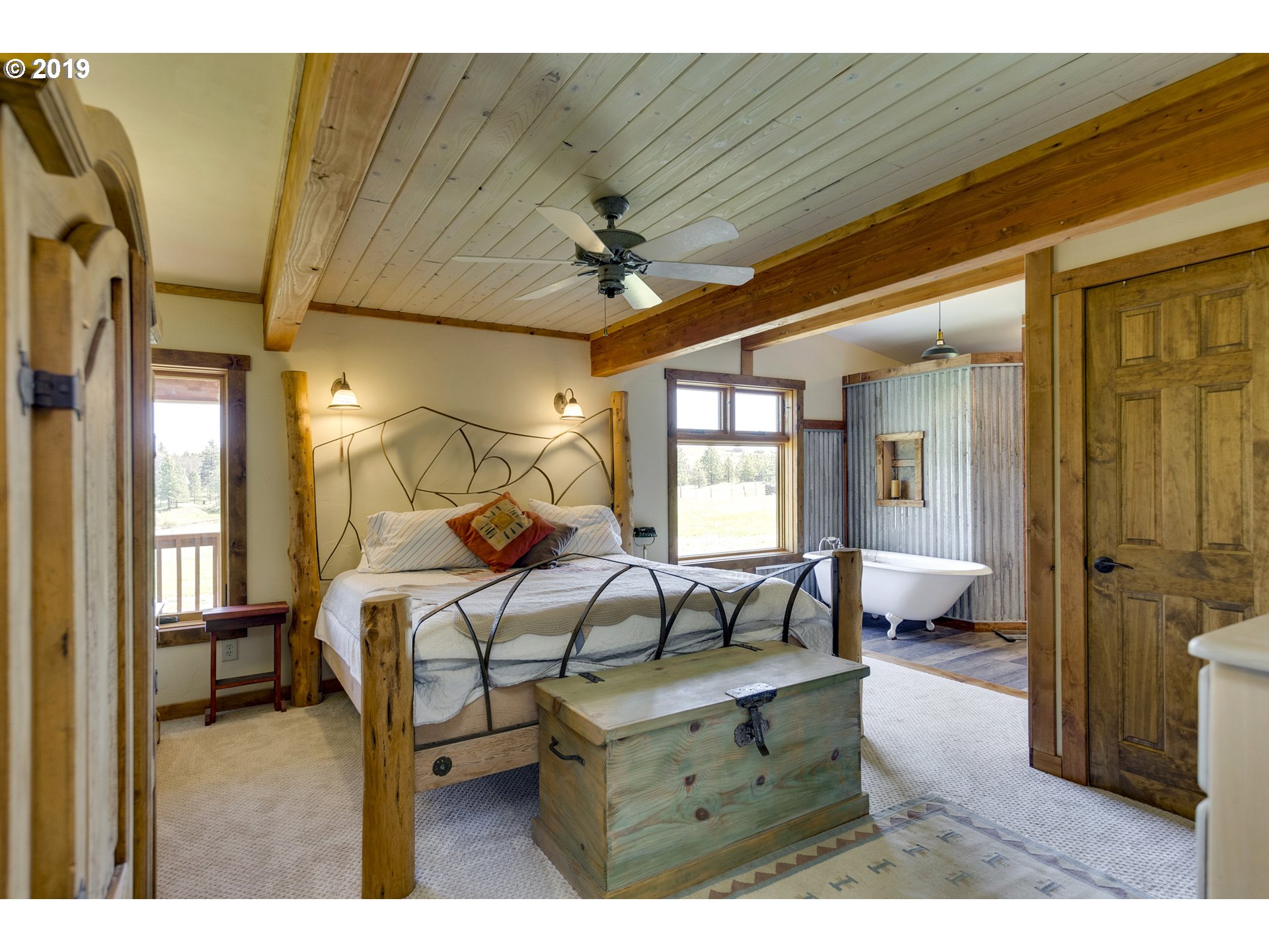206 Hartland Road Lyle, WA 98635 - Photo 18 of 32 Gallery Image 18