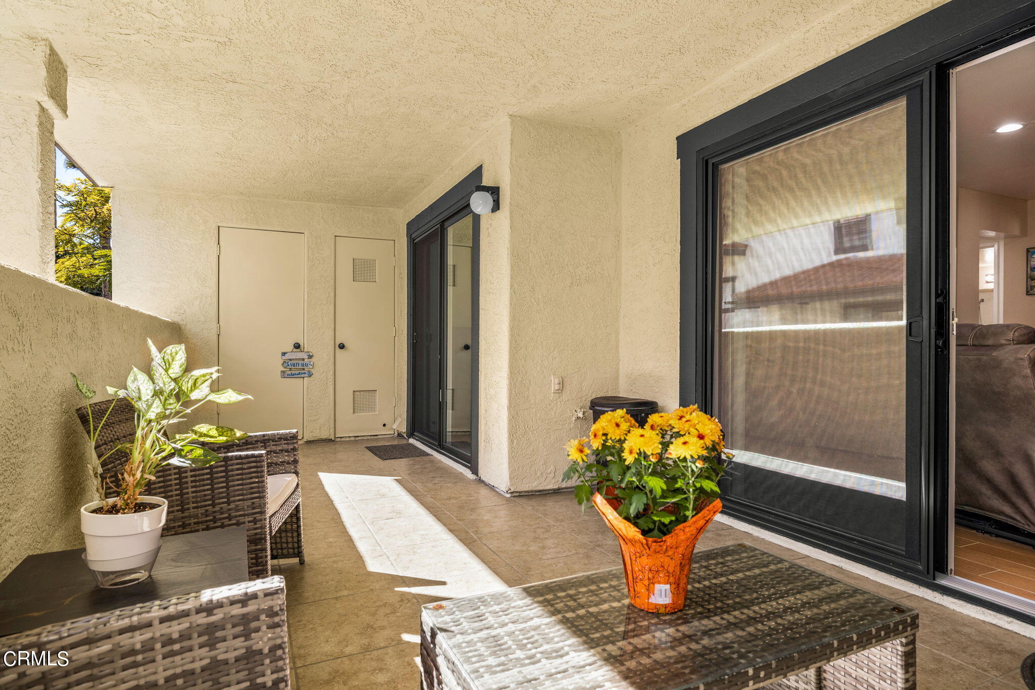 1965 Majorca Drive, Unit 237 Oxnard, CA 93035 - Photo 19 of 50 a glass vase with flowers sitting on a table