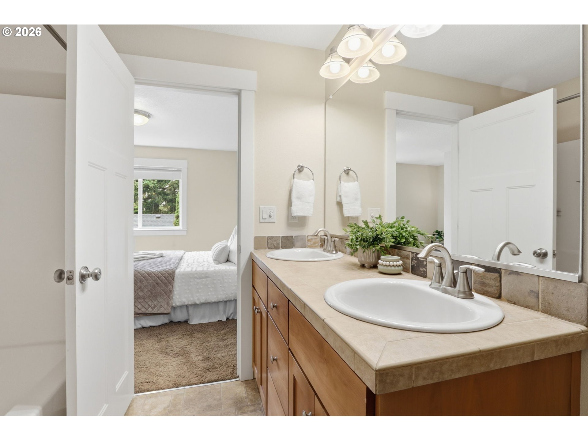 8010 Southeast Tolman Street Portland, OR 97206 - Photo 22 of 40