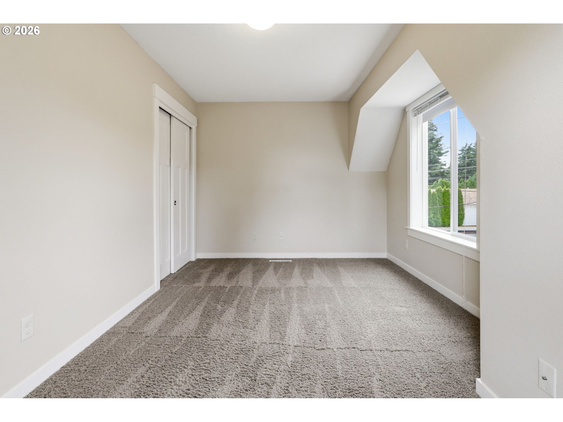 8010 Southeast Tolman Street Portland, OR 97206 - Photo 23 of 40