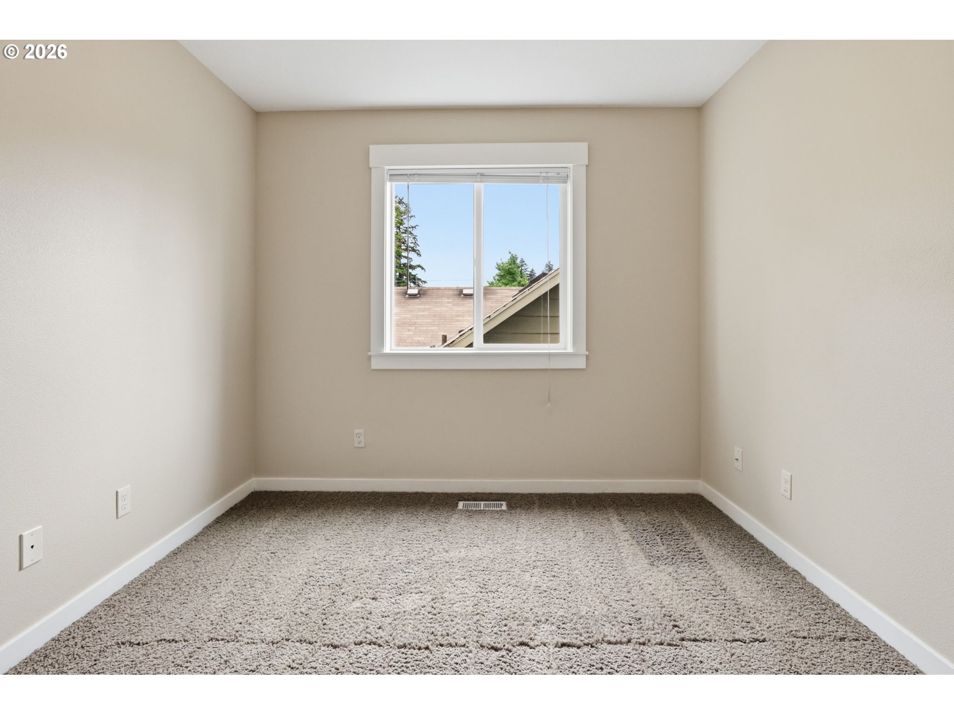 8010 Southeast Tolman Street Portland, OR 97206 - Photo 27 of 40